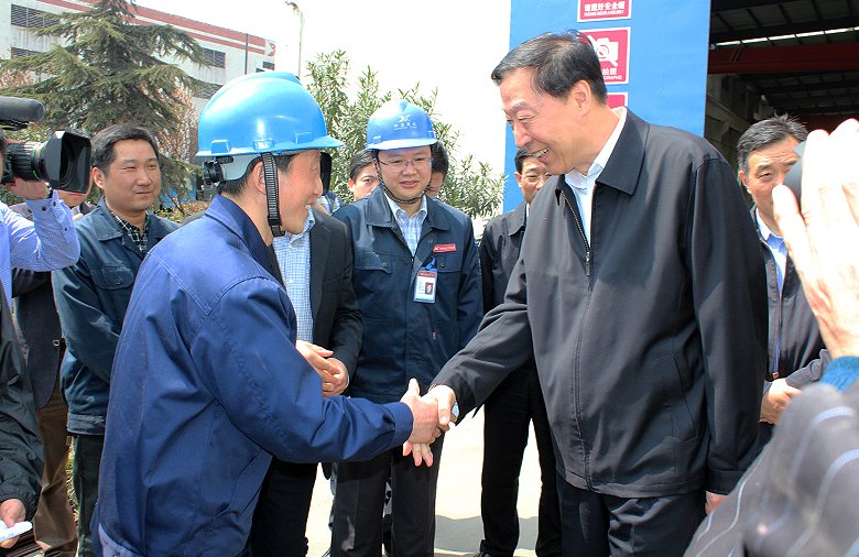江蘇省省委書記羅志軍一行蒞臨星火特鋼調(diào)研轉(zhuǎn)型升級(jí)