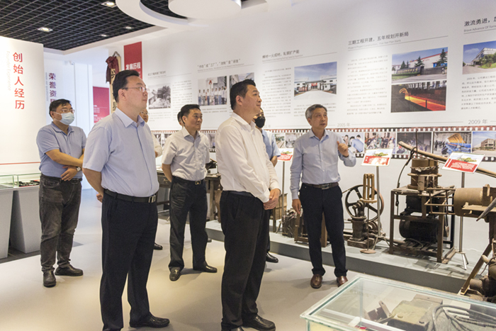 泰州市委常委、統戰部部長張小兵一行蒞臨星火調研指導